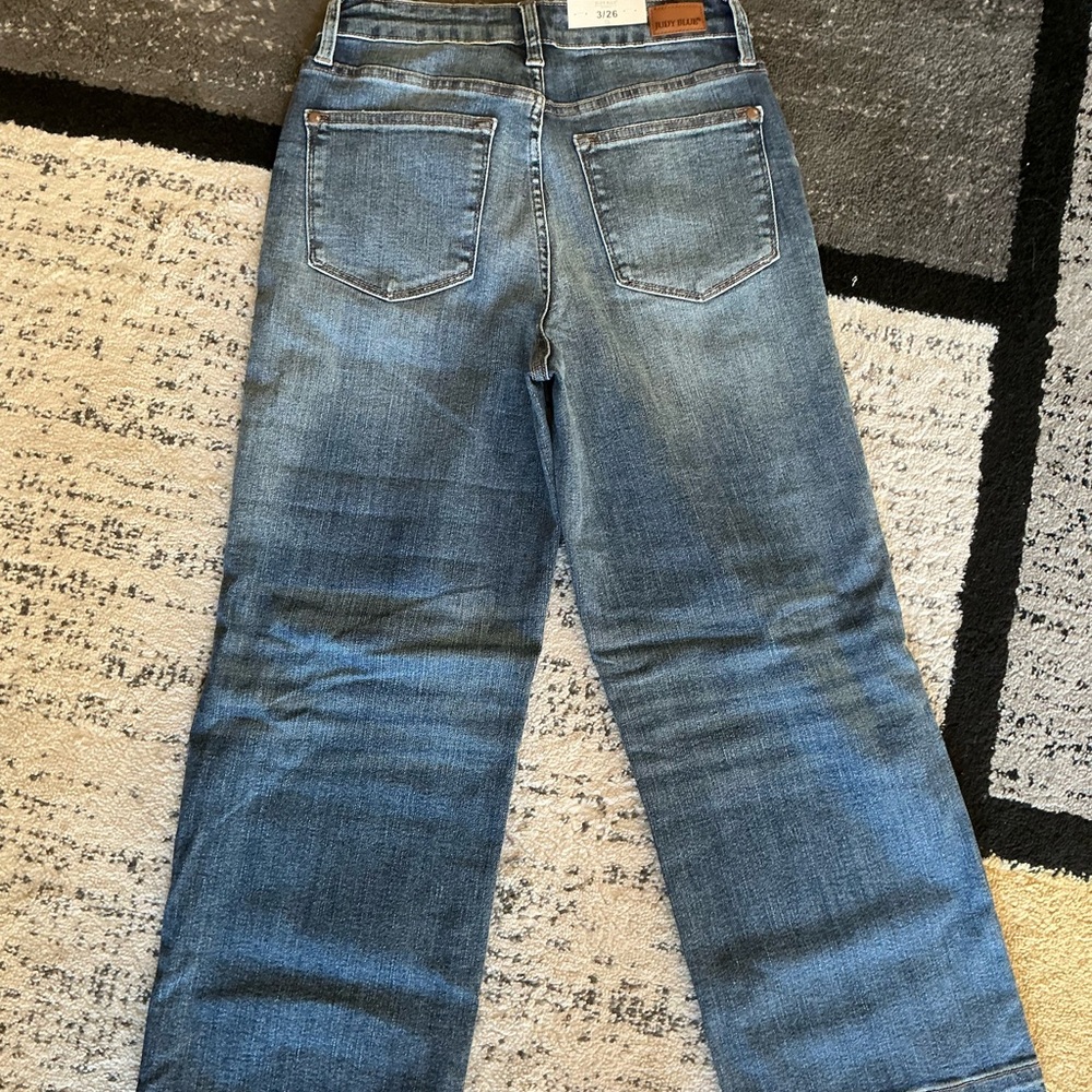 Judy Blue High Rise Vintage Wash Crop Wide Leg Jeans Sz 3/26 NWT! - Picture 4 of 6